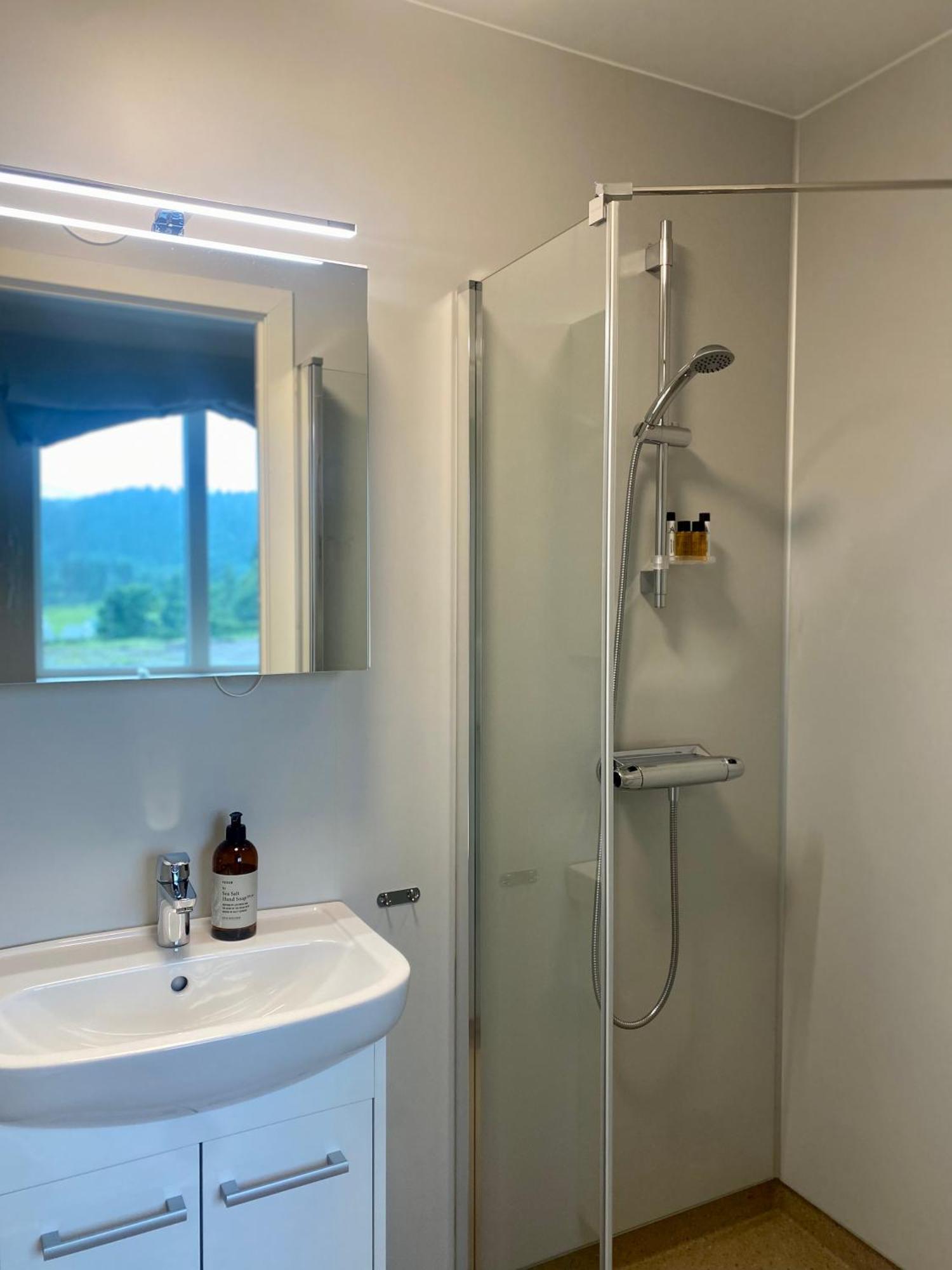 Sjoholt Sommerhotell Orskog المظهر الخارجي الصورة